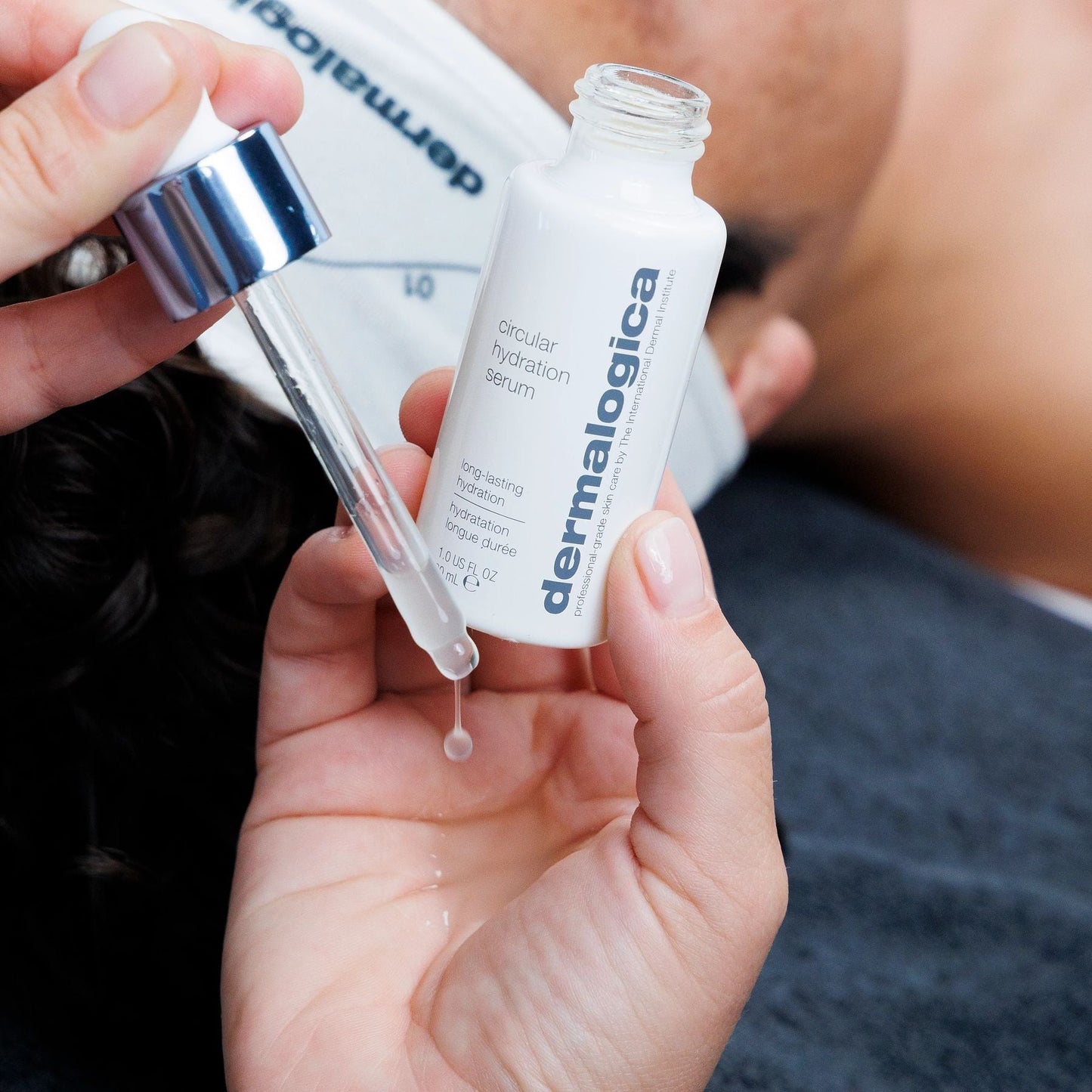 circular hydration serum