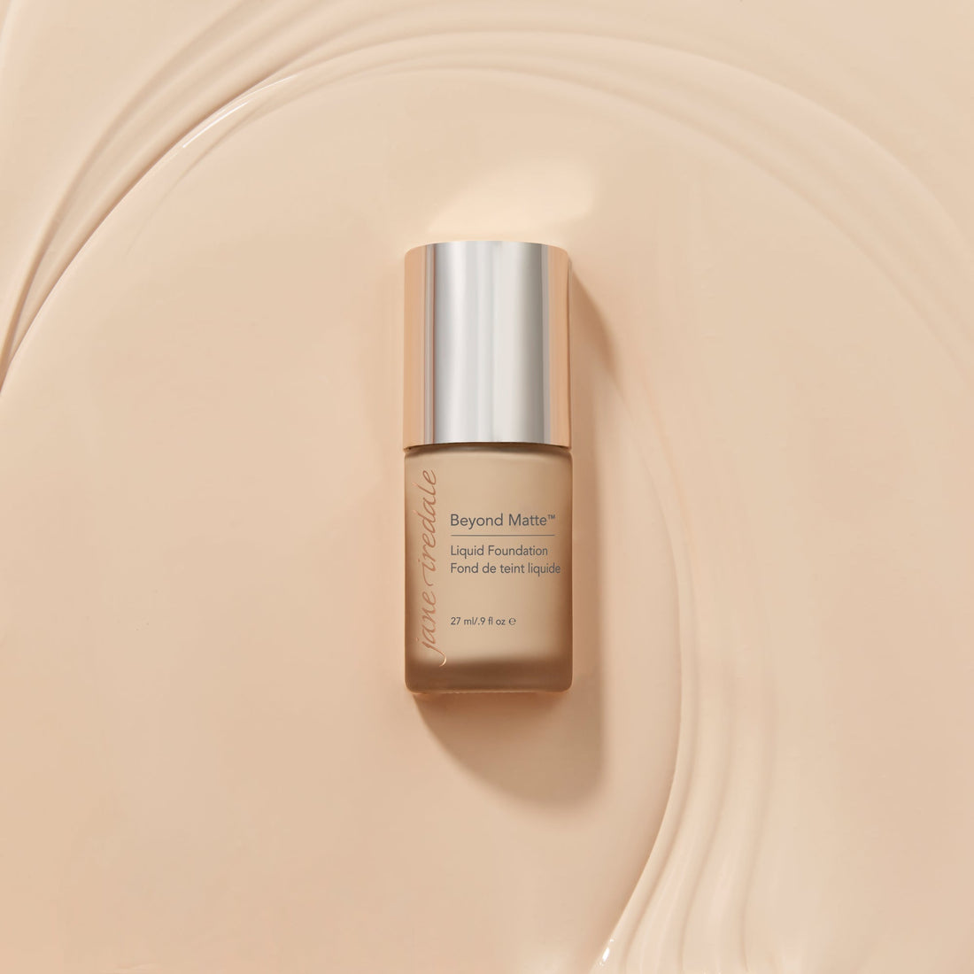BEYOND MATTE – puder/tekoča podlaga