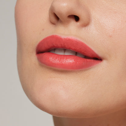 ColorLuxe Hydrating Cream Lipstick
